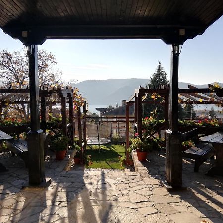 Trifon Zarezan Family Hotel Glavatarci Kültér fotó