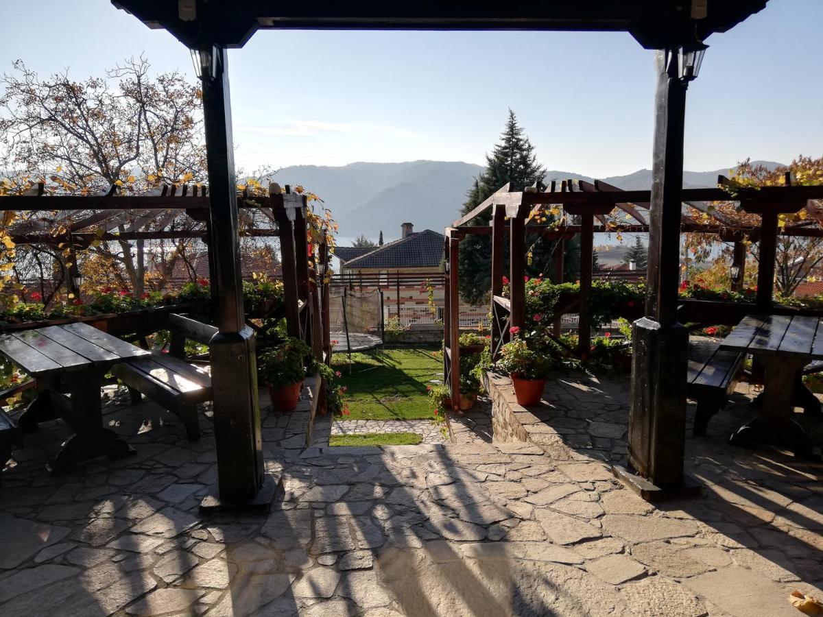 Trifon Zarezan Family Hotel Glavatarci Kültér fotó