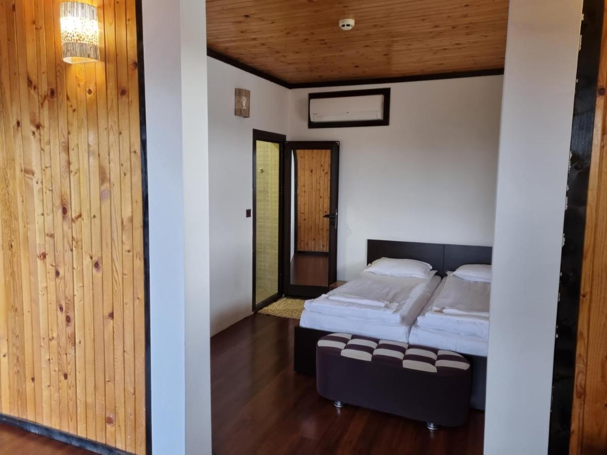 Trifon Zarezan Family Hotel Glavatarci Kültér fotó