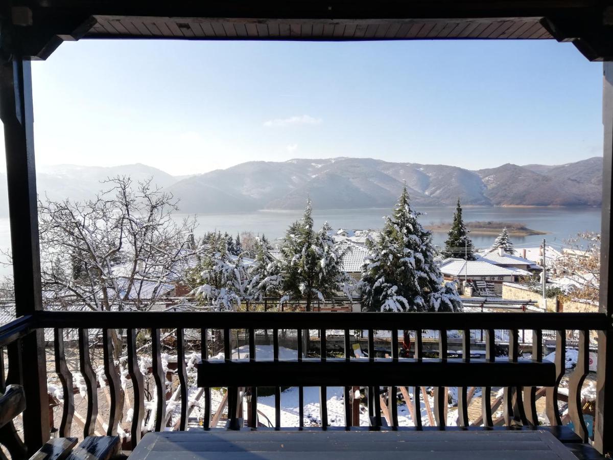 Trifon Zarezan Family Hotel Glavatarci Kültér fotó